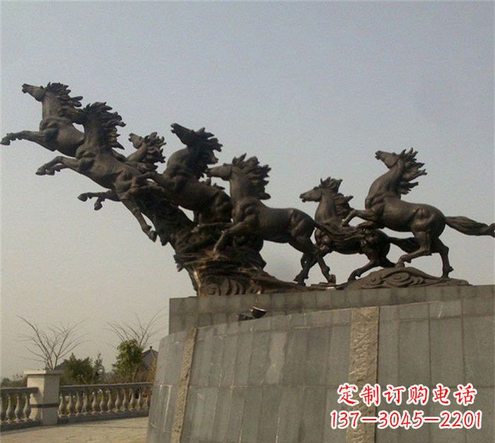 南通八匹奔马铜雕
