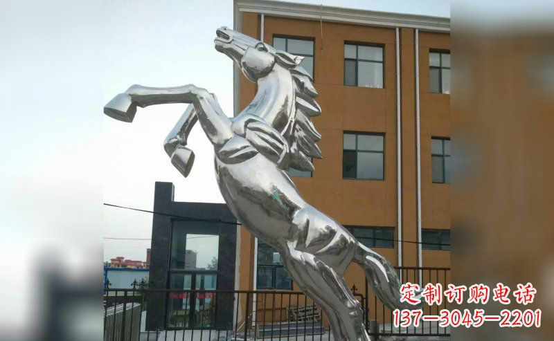 南通驰骋草原,唯美马雕