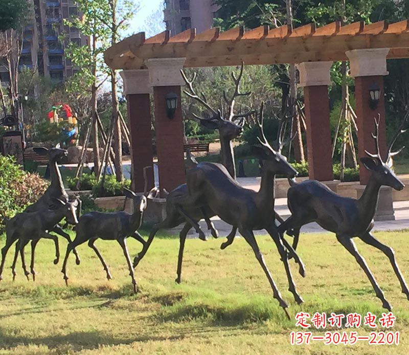 南通奔跑的梅花鹿公园动物铜雕