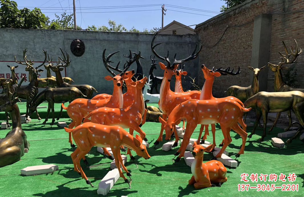 南通玻璃钢彩绘梅花鹿雕塑别墅庭院仿真动物摆件