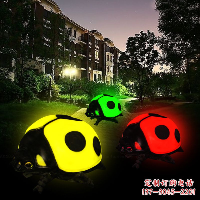 南通玻璃钢发光七星瓢虫雕塑璀璨夺目的夜景