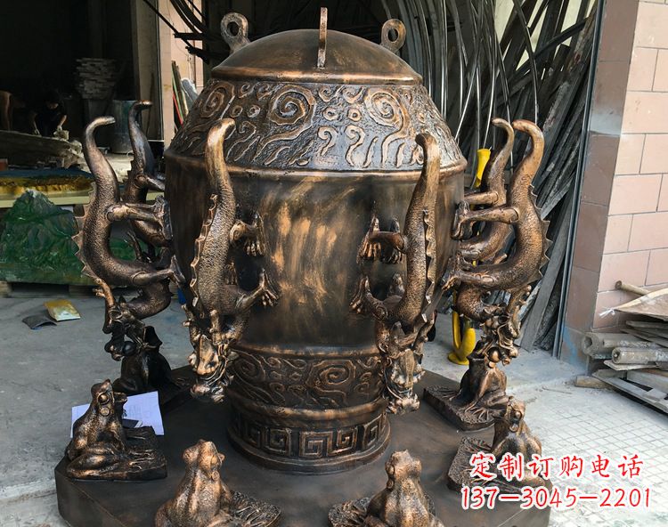 南通玻璃钢仿铜地动仪雕塑中国古代文化精髓