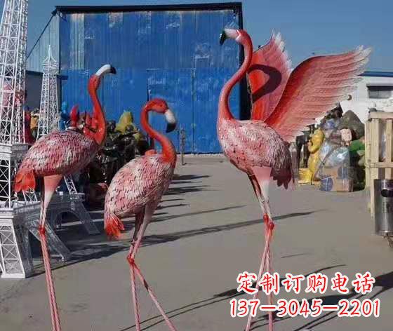 南通火烈鸟雕塑以玻璃钢创造精美的景观雕塑