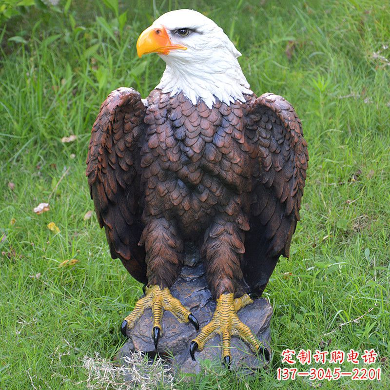 南通玻璃钢仿真老鹰雕塑