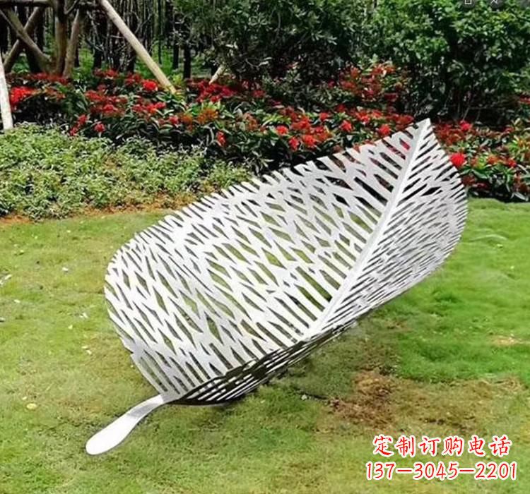 南通不锈钢草坪树叶雕塑