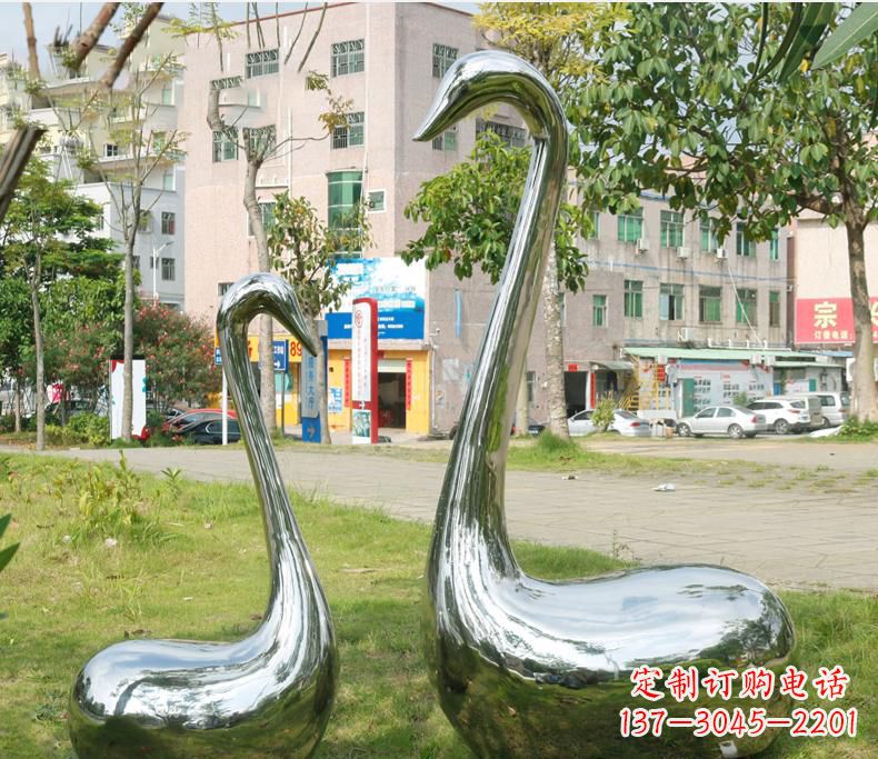 南通不锈钢抽象动物雕塑2