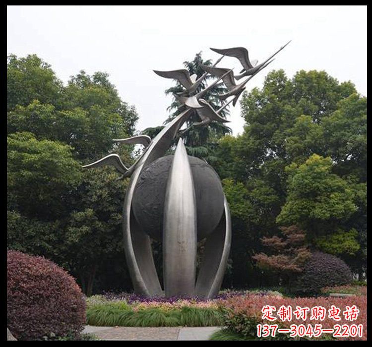 南通不锈钢抽象飞翔的天鹅雕塑