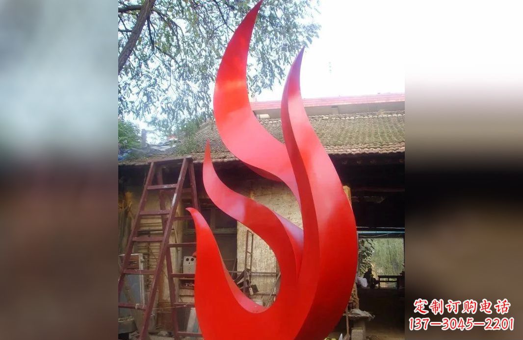 南通凤凰展翅飞翔的不锈钢雕塑