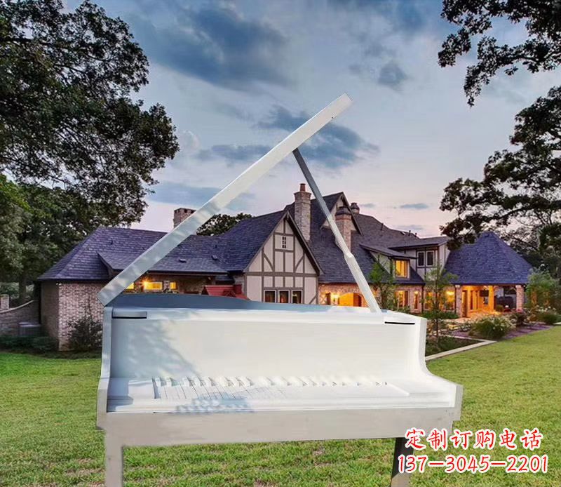 南通钢琴雕塑——点缀广场景观