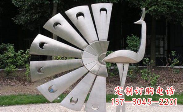 南通不锈钢孔雀雕塑美丽而持久
