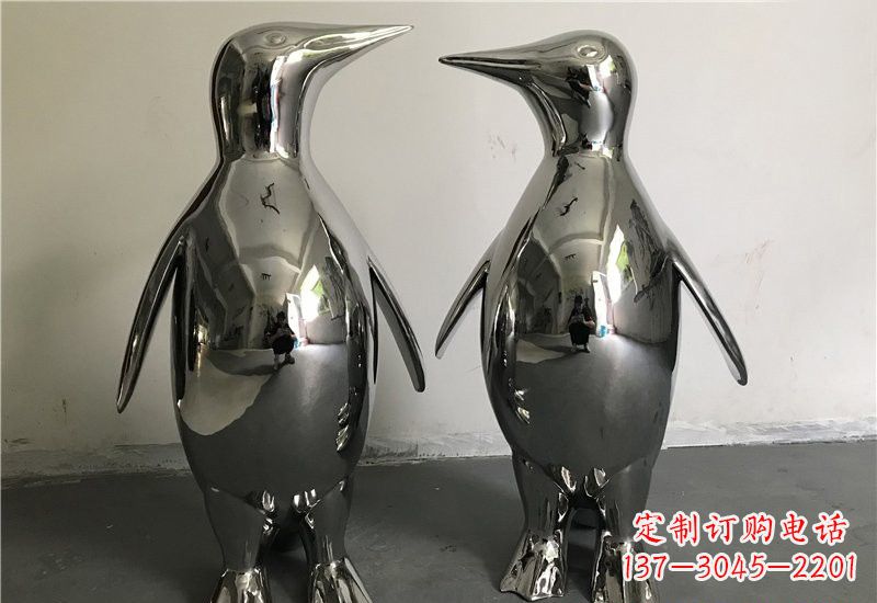 南通企鹅雕塑以不锈钢赋予生命
