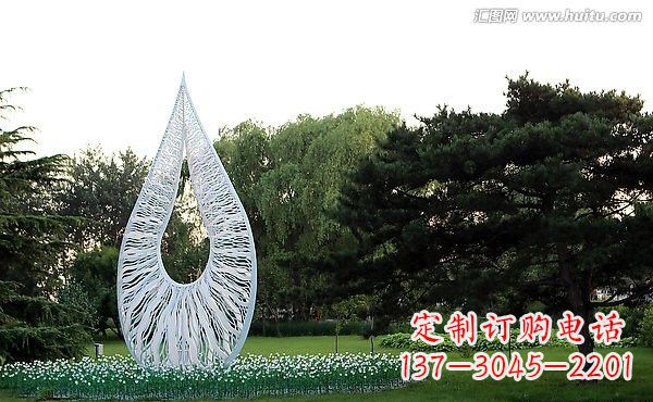 南通流动的美丽——不锈钢水滴雕塑