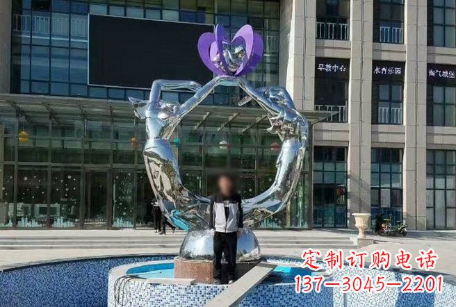 南通不锈钢抽象女孩雕塑