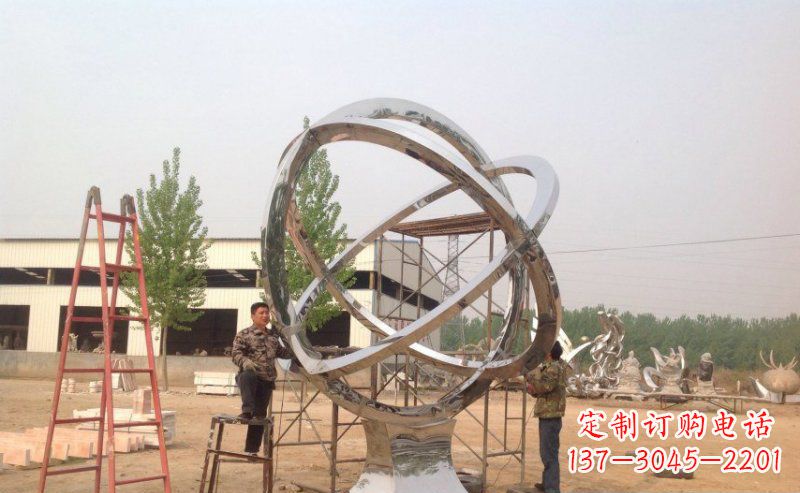 南通不锈钢抽象圆环雕塑。