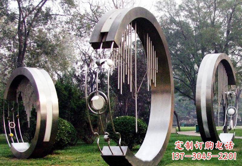 南通不锈钢圆环雕塑——聆听之美