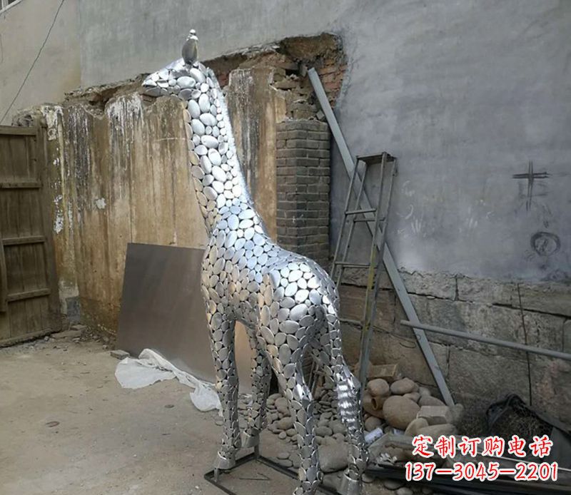 南通精美不锈钢长颈鹿雕塑