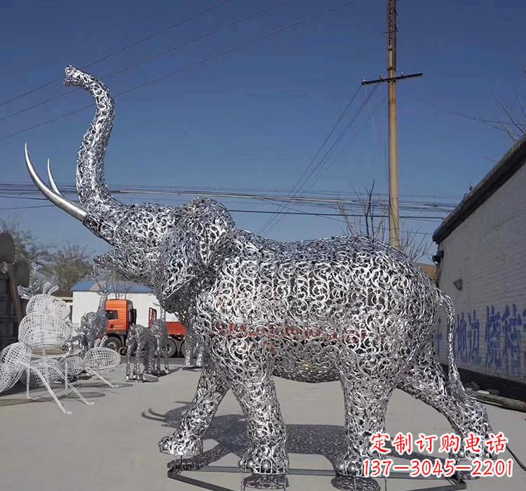南通不锈钢大象雕塑象征力量与美丽