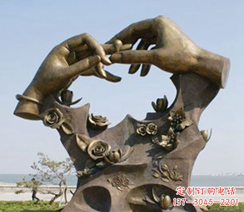 南通不锈钢戒指雕塑表达爱的艺术精品