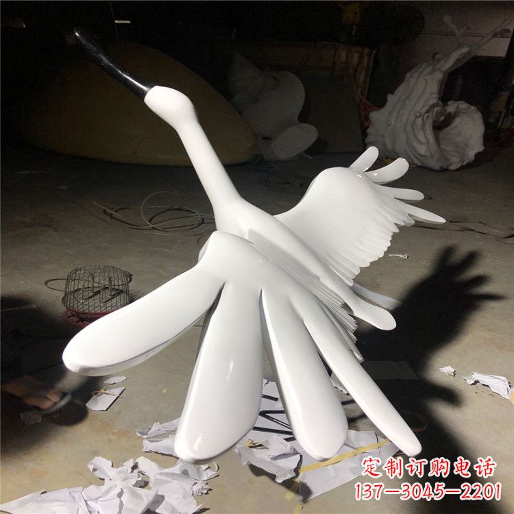 南通精致的不锈钢丹顶鹤雕塑