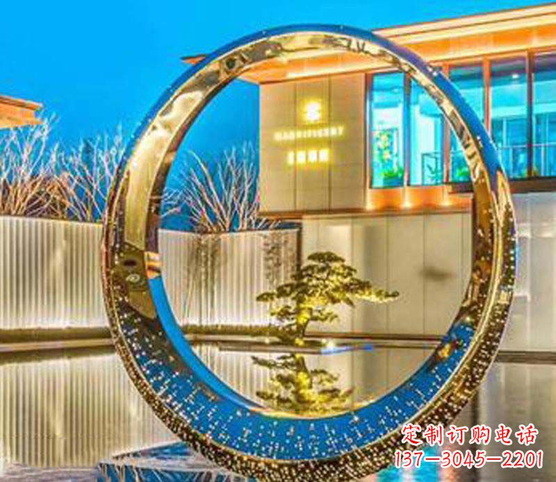南通精美不锈钢灯饰圆环雕塑