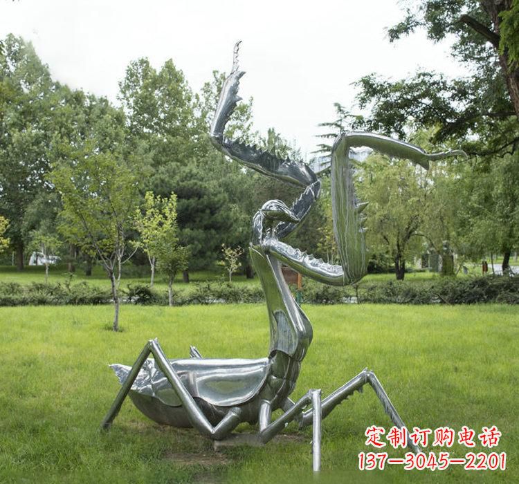 南通不锈钢螳螂雕塑精雕细琢的艺术瑰宝