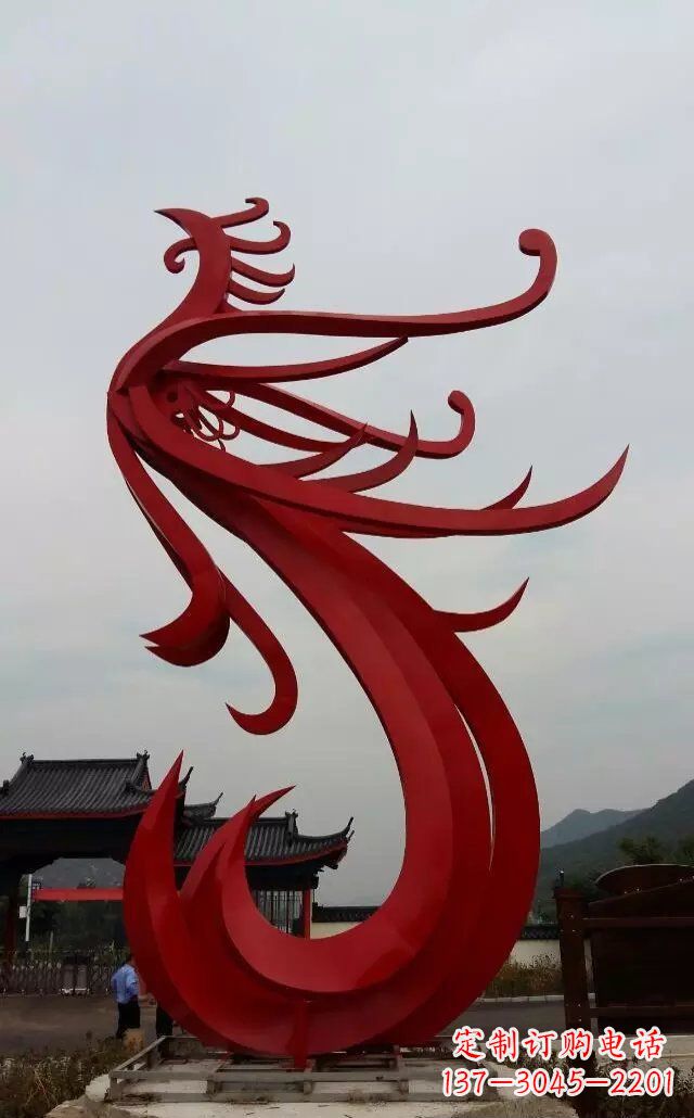 南通凤凰雕塑象征着和平与繁荣