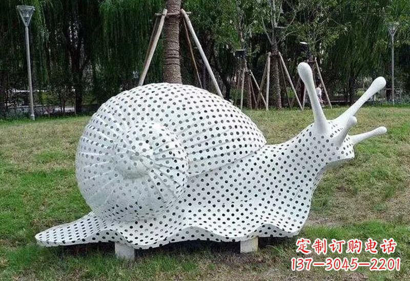 南通不锈钢公园里的蜗牛雕塑