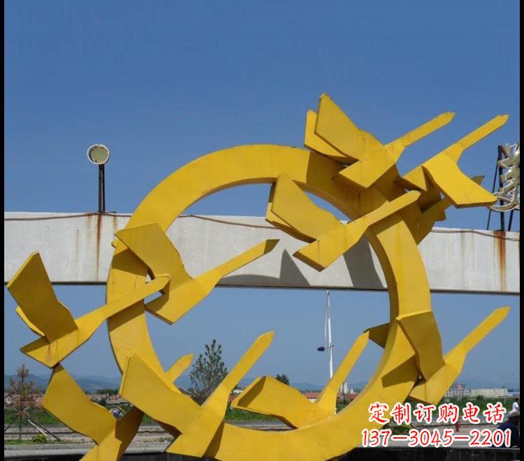 南通不锈钢大雁雕塑点缀公园美景
