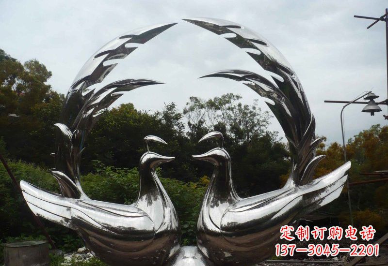南通不锈钢孔雀雕塑精致美丽的艺术品