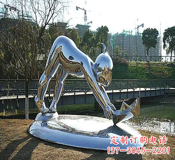 南通不锈钢公园里的儿童雕塑