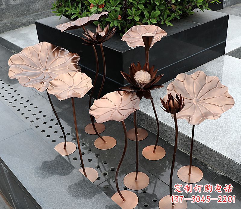南通不锈钢古铜色荷花雕塑传承传统文化的精美艺术品