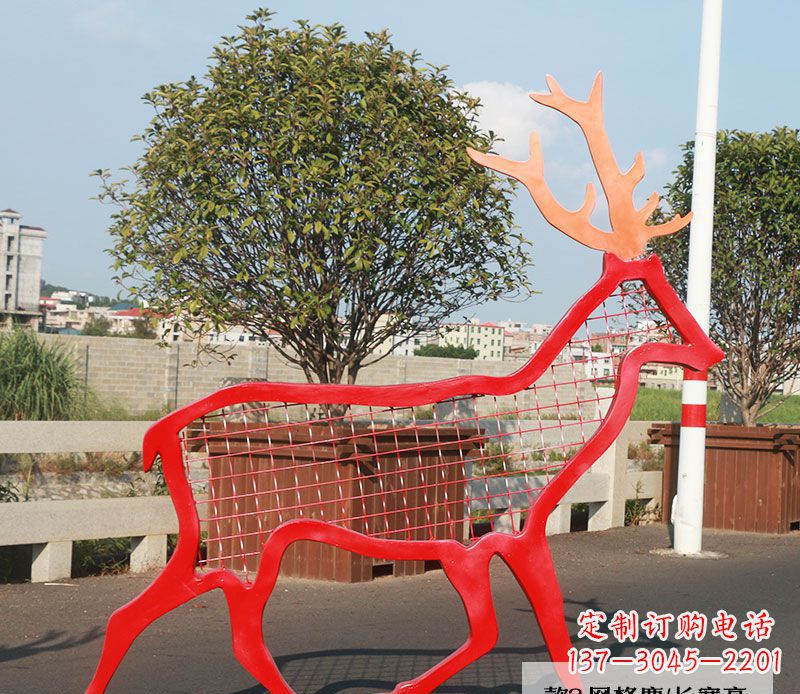 南通不锈钢动物雕塑——鹿