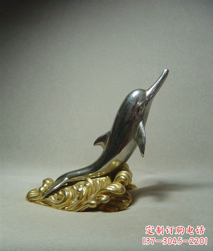 南通海豚雕塑艺术的海洋之美