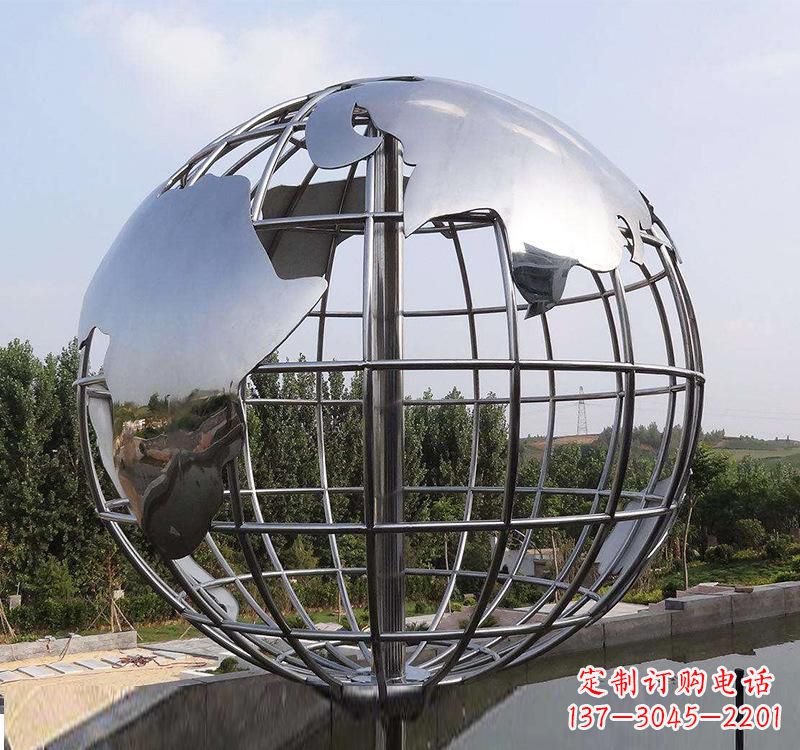 南通不锈钢户外地球仪雕塑一件既美观又能提醒人们环保的艺术品