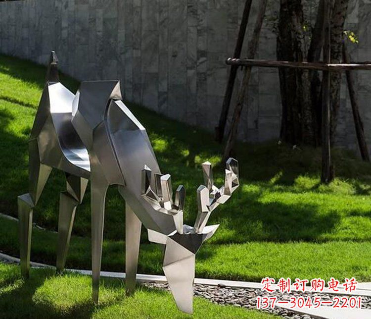 南通不锈钢几何动物雕塑——点缀鹿公园美景