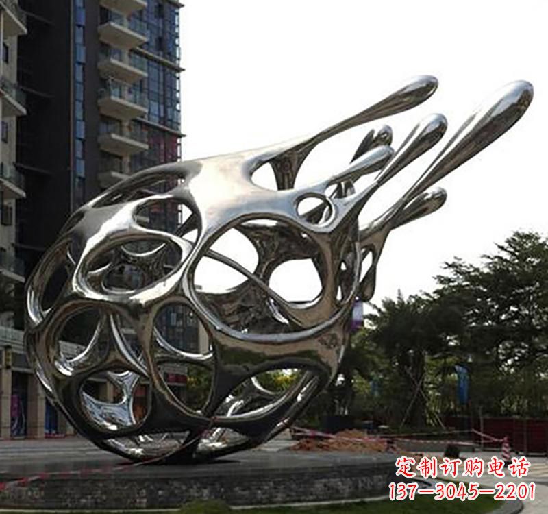 南通不锈钢镜面火龙果雕塑精致的艺术瑰宝