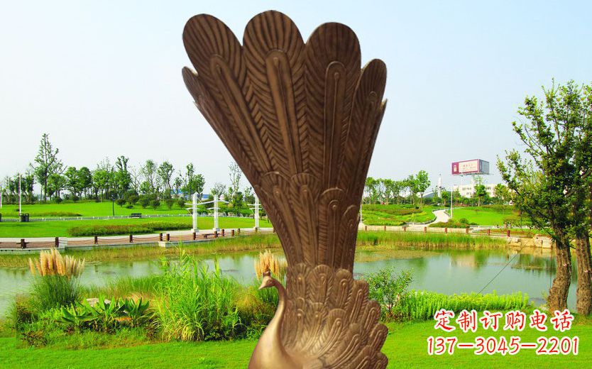南通不锈钢孔雀展翅高飞