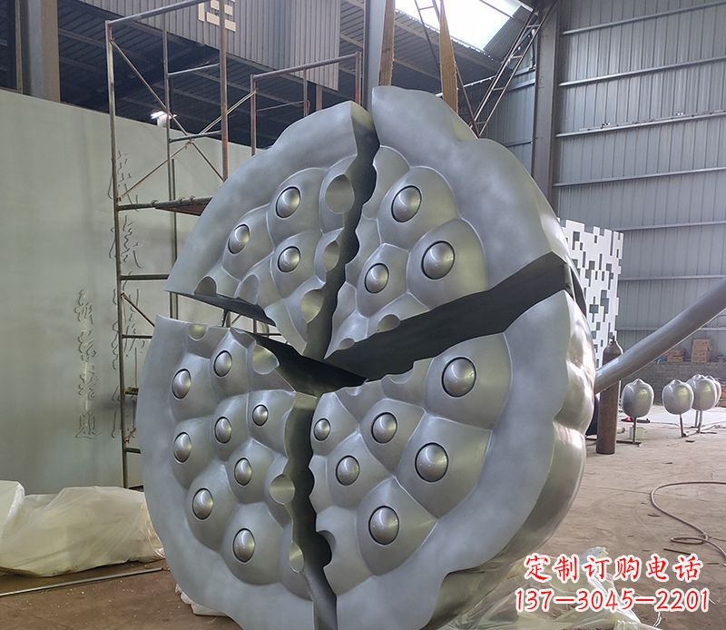 南通不锈钢莲蓬雕塑精美外形 引人入胜