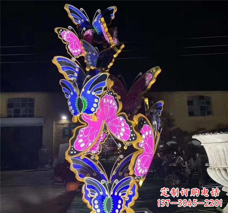 南通不锈钢镂空蝴蝶雕塑——自由自在的艺术风景