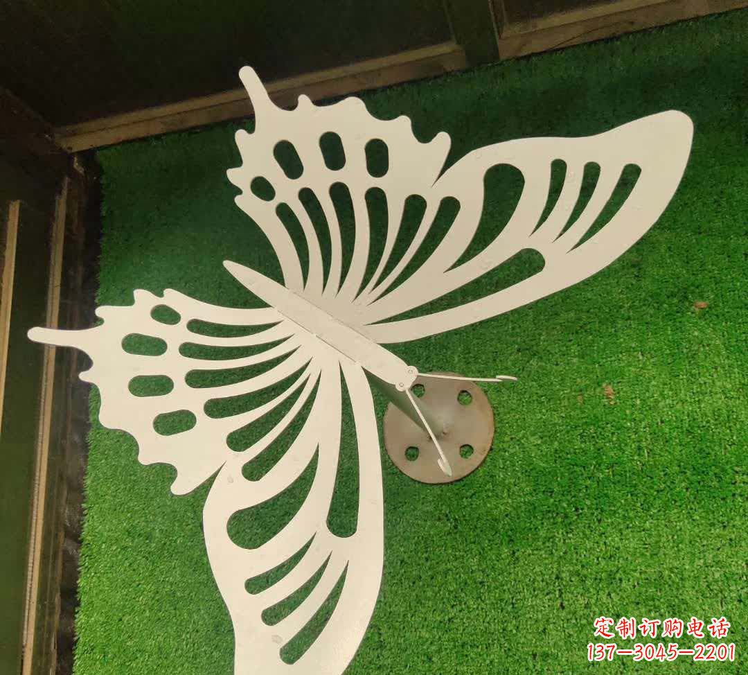 南通不锈钢镂空蝴蝶雕塑灵动翩跹