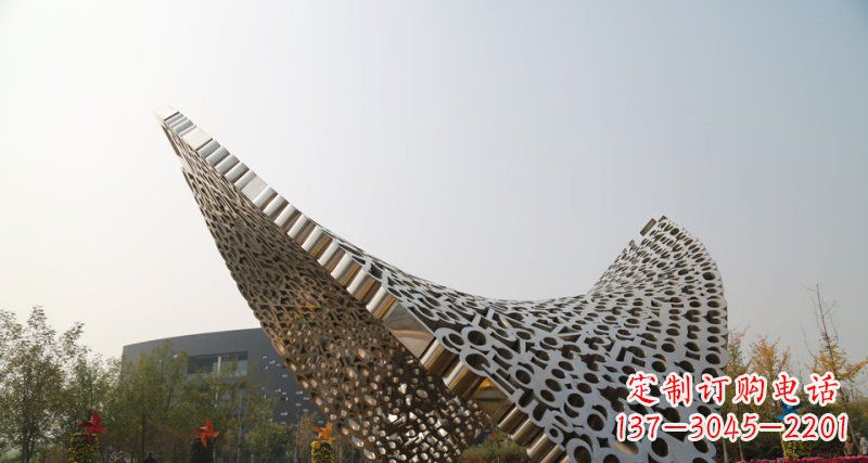 南通不锈钢字母雕塑——点缀美丽的空间