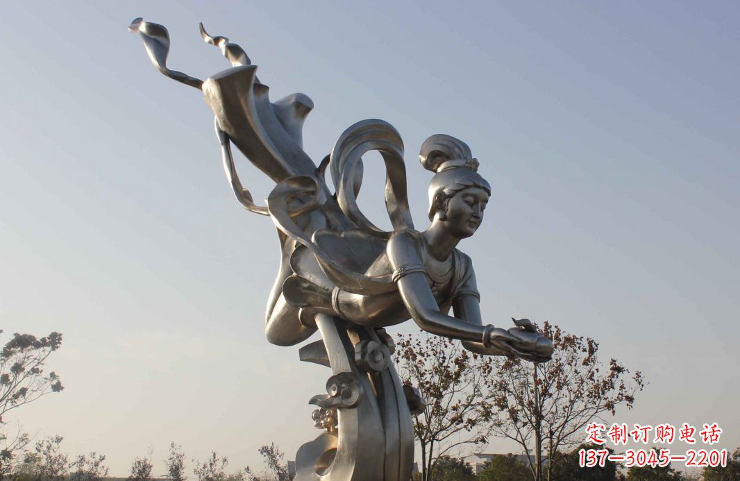 南通蟠桃祈福精美不锈钢雕塑