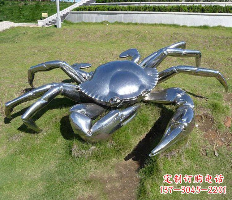 南通不锈钢螃蟹雕塑——给景观增添灵动之美