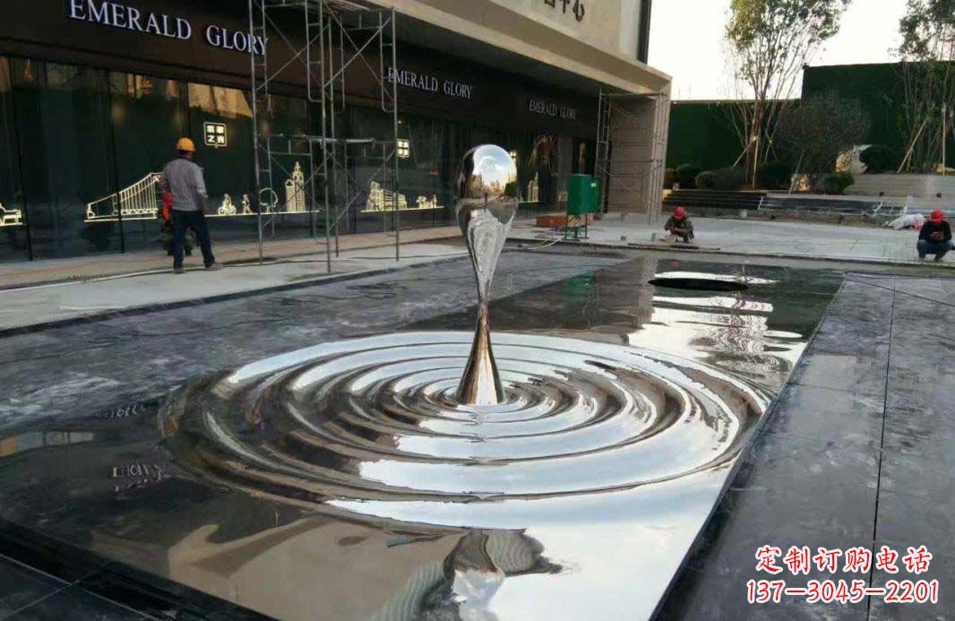 南通不锈钢水滴雕塑美丽的艺术表现