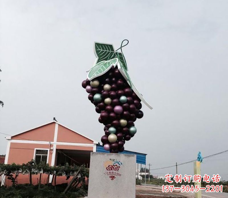 南通精美绝伦的不锈钢葡萄雕塑