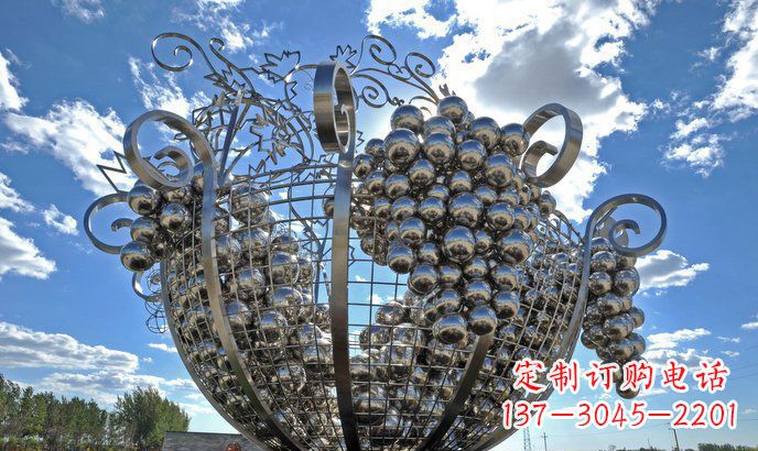 南通不锈钢葡萄雕塑精致美观、经久耐用