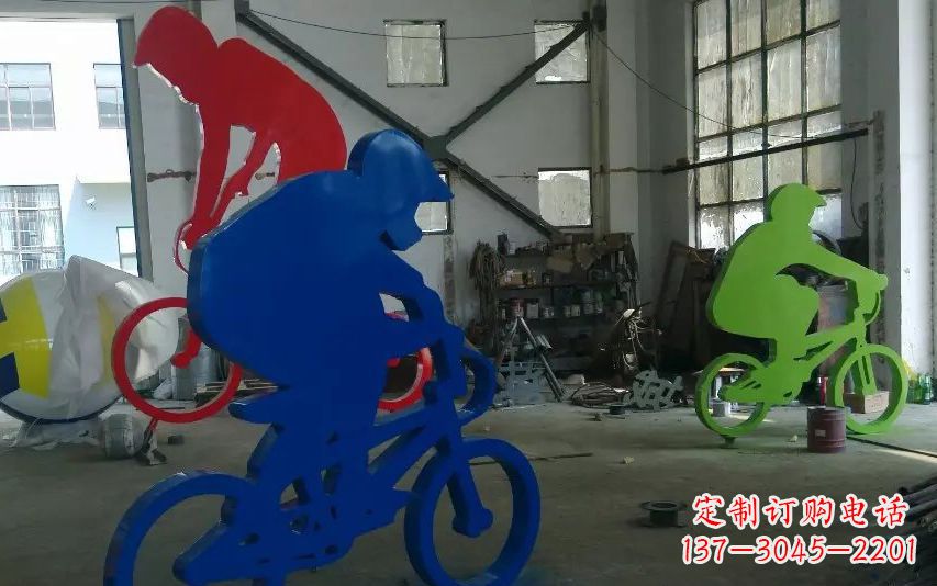 南通不锈钢骑自行车的运动雕塑