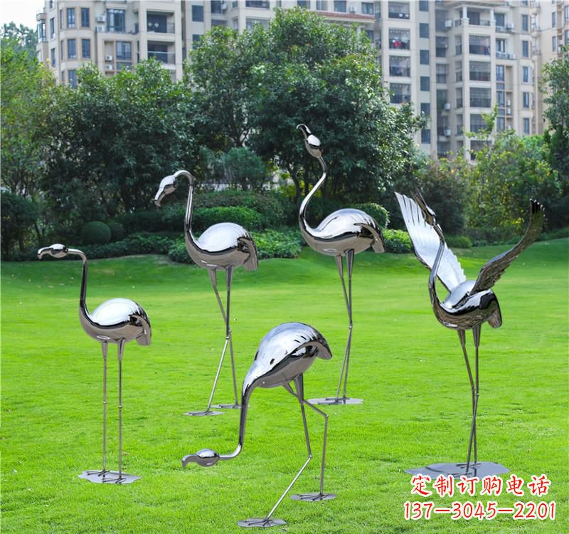南通不锈钢仙鹤雕塑——传承中华文化精髓