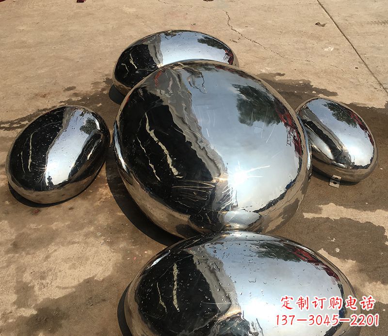 南通精致灵动的不锈钢水滴雕塑