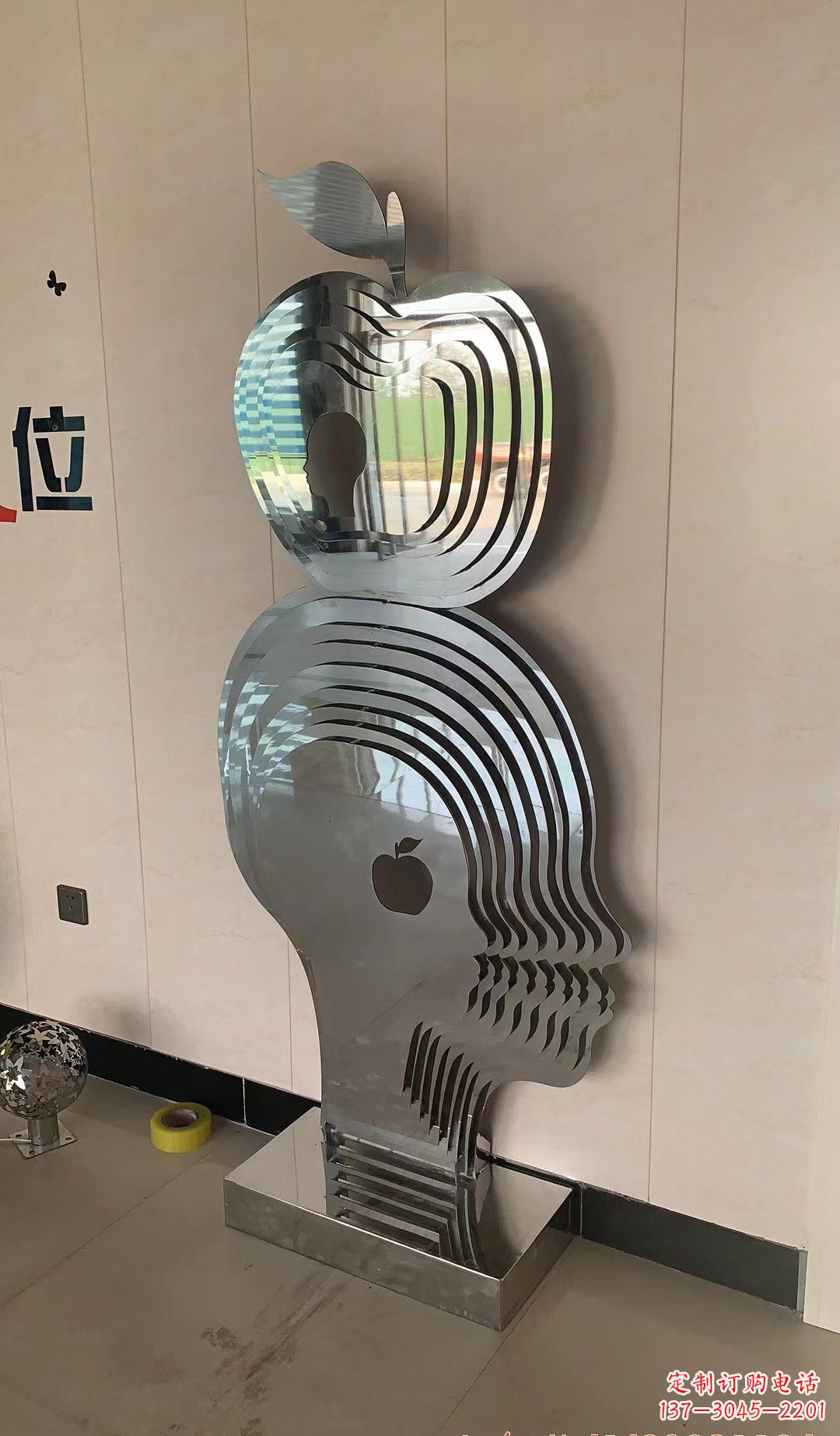 南通精美不锈钢苹果雕塑